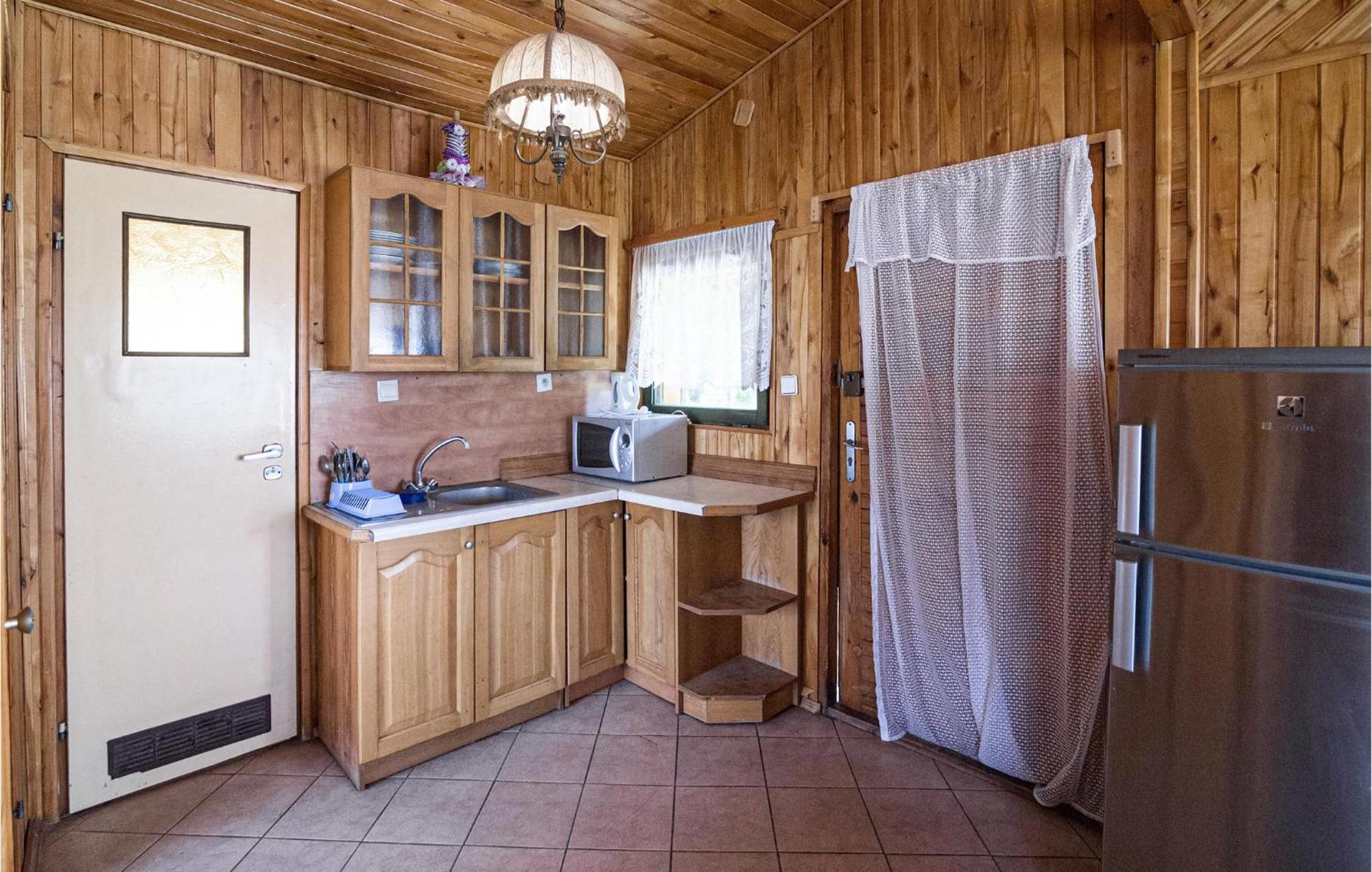 Amazing Home In Wilczeta With Kitchenette Экстерьер фото